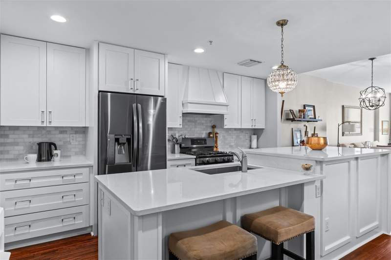 2 bedroom Condominium at 1208 E Kennedy Boulevard #518, Grand Central At Kennedy Resid, Tampa — photo 2