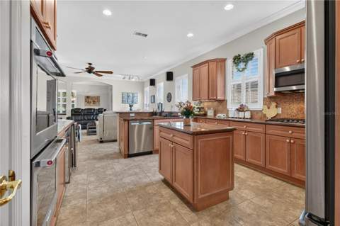 637 Volterra Boulevard, Poinciana FL - photo 14 of 82