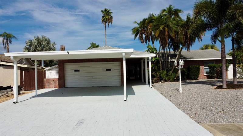 6512 KING PALM WAY home for sale in Sabal Key