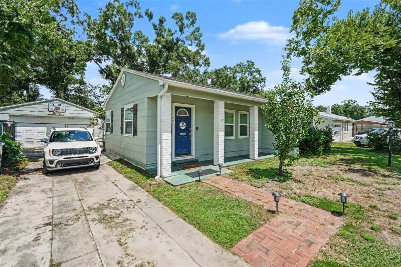 3 bedroom Single Family Residence at 1509 W Barr Drive, Wellswood Sec C, Tampa — photo 3