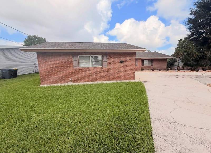 2 bedroom Single Family Residence at 4830 Cypress Drive, Palm Acres Sub, Lake Wales — photo 1