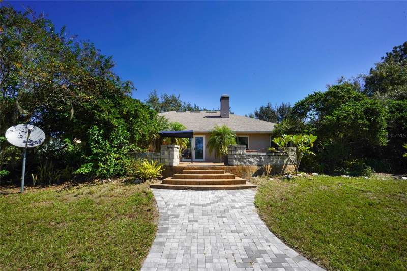 6 bedroom Single Family Residence at 18301 S OBRIEN ROAD, N/A, GROVELAND — photo 4