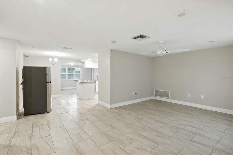 3 bedroom Single Family Residence at 9239 Palm Avenue, Embassy Hills, Port Richey — photo 3