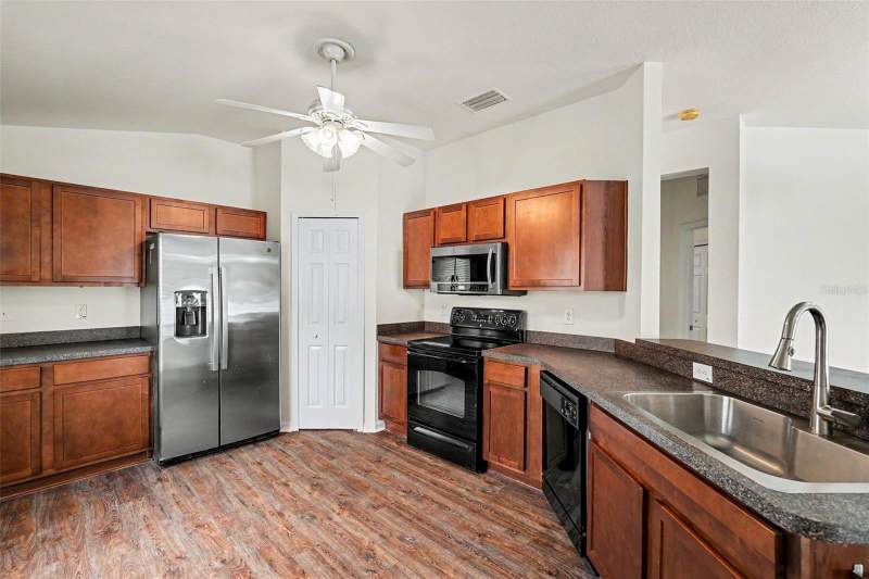3 bedroom Villa at 9096 Southern Charm Circle, Spring Ridge, Brooksville — photo 4