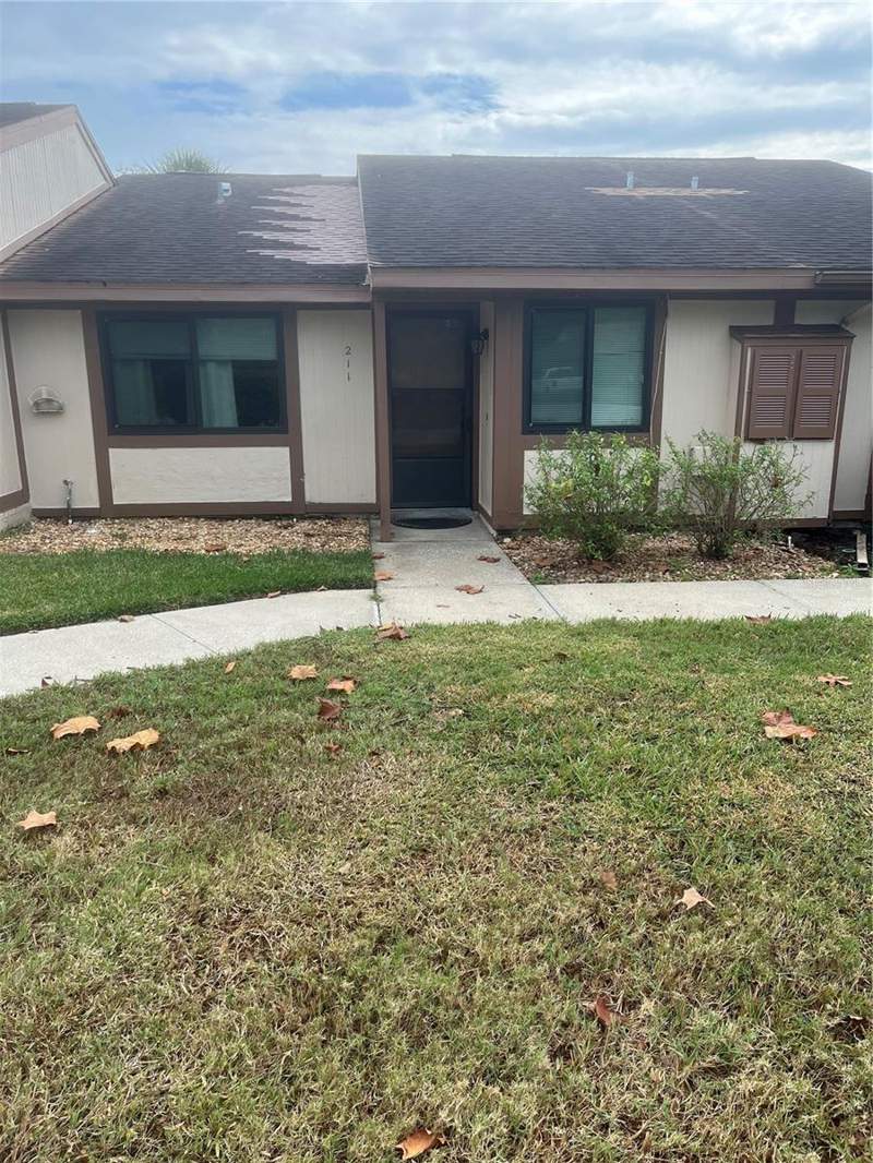 Villas Of Forest Lakes