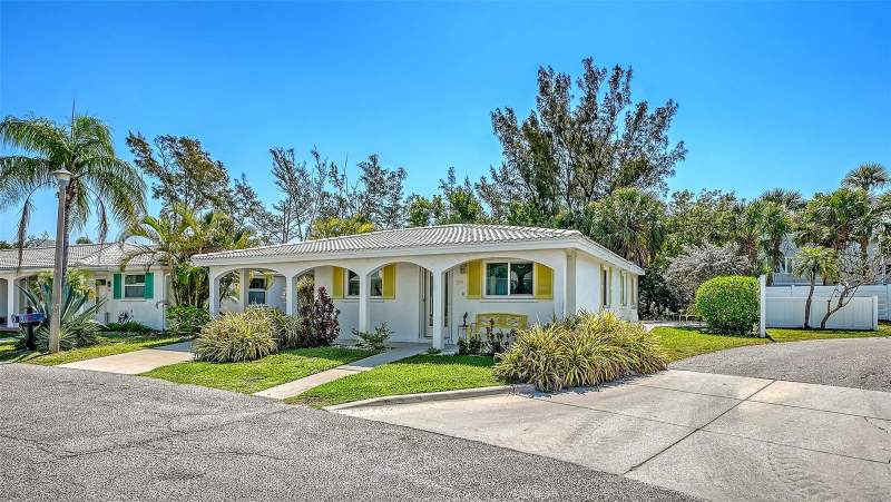 2 bedroom Condominium at 554 Spanish Drive, Spanish Main Yacht Club Condo, Longboat Key — photo 3
