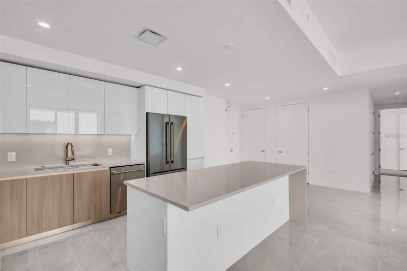 3 bedroom Condominium at 400 Central Avenue #2605, 400 Central, St Petersburg — photo 5