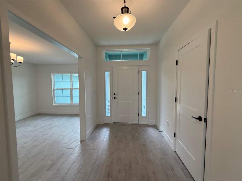 4 bedroom Single Family Residence at 14163 Ostrom Avenue, Port Charlotte Sec 058, Port Charlotte — photo 4