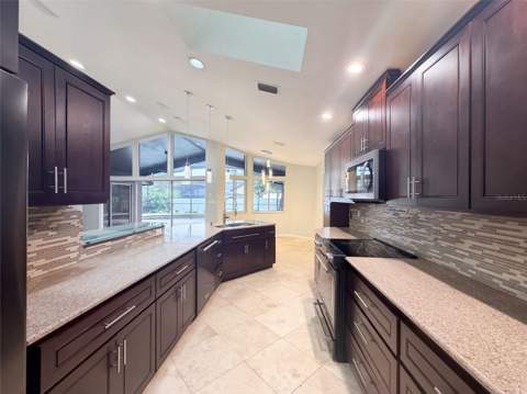 455 Longmeadow Lane, Longwood FL - photo 6 of 6
