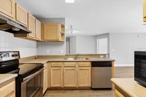7606 Pissarro Drive #104, Orlando FL - photo 6 of 6