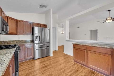 17610 Esprit Drive, Tampa FL - photo 15 of 48