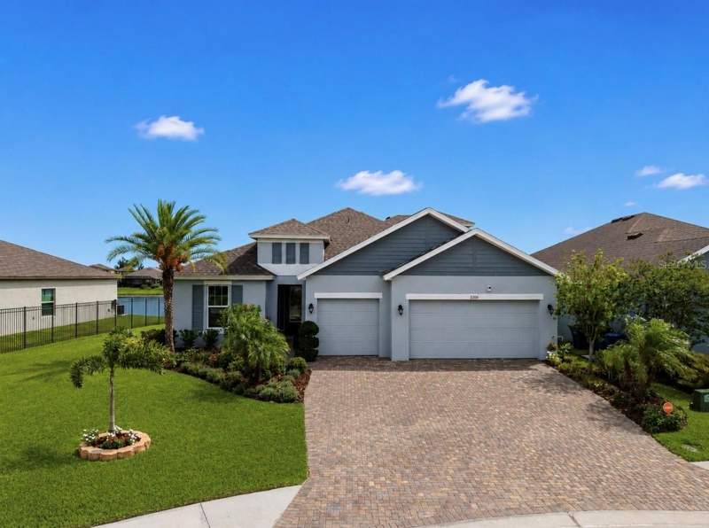 5206 GAVELLA COVE home for sale in Trevesta