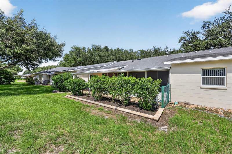 2 bedroom Villa at 9690 SW 95th Terrace #B, On Top Of The World, Ocala — photo 4