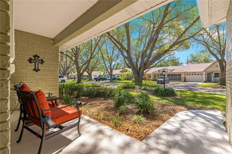 2 bedroom Villa at 9380 SW 84th Terrace #C, On Top Of The World, Ocala — photo 2