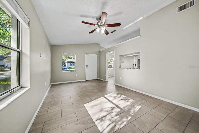 3 bedroom Single Family Residence at 2710 Lorraine Drive, Leesburg Westside Oaks, Leesburg — photo 3