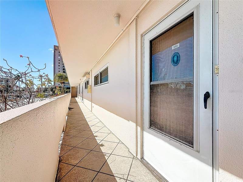 2 bedroom Condominium at 7401 Bay Island Drive #232, Bay Island Group 6, South Pasadena — photo 2