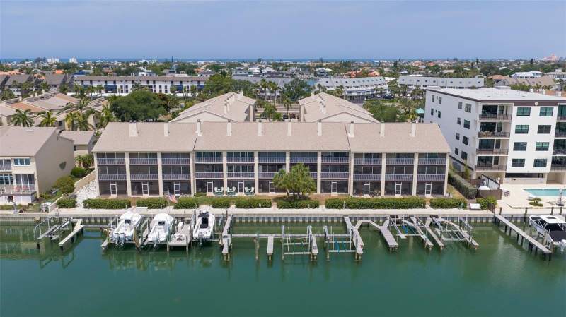 2 bedroom Townhouse at 465 Pinellas Bayway #311, Channel Landing Twnhms, Tierra Verde — photo 4