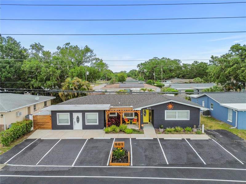 Dunedin Lakewood Estates
