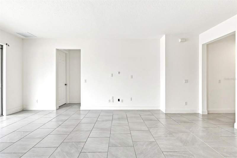 4 bedroom Single Family Residence at 5059 TIBET COURT, HANOVER LAKES PH 4, ST CLOUD — photo 5