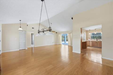 5015 86th Street Court, Bradenton FL - photo 6 of 6