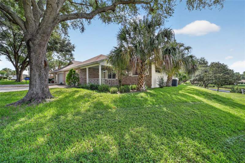 2 bedroom Villa at 9882 SW 88th Terrace #B, On Top Of The World, Ocala — photo 3