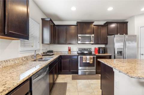 9335 American Hickory Lane, Riverview FL - photo 10 of 44
