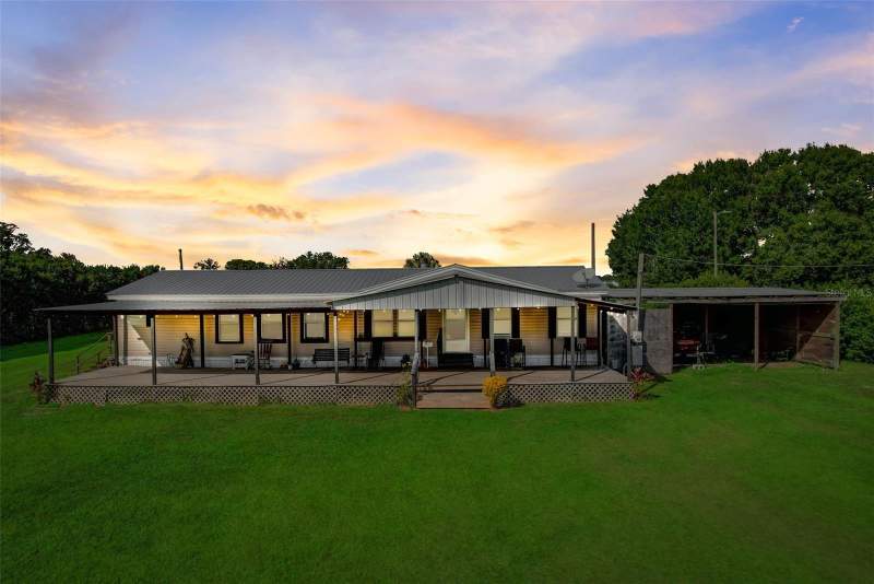 Cameron AcresHomes for Sale in Plant City, FL