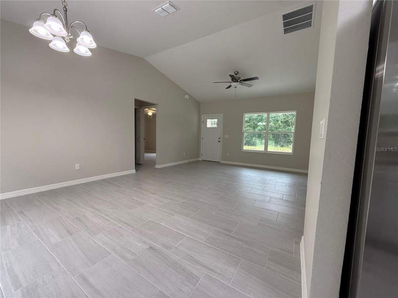 3 bedroom Single Family Residence at 1323 NW 52nd Court, Ocala Ridge Unit 10, Ocala — photo 3