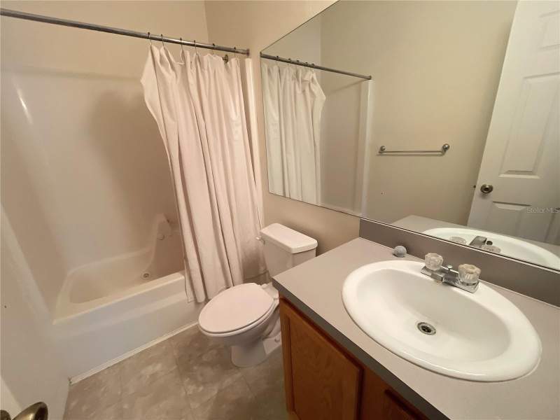 2 bedroom Condominium at 3930 SW 20th Avenue #1902, Kenisington North Condo, Gainesville — photo 5