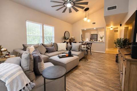 9124 SW 51 Road #B 303, Gainesville FL - photo 13 of 29