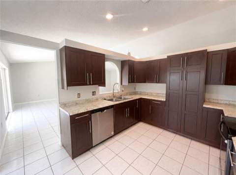 1750 Evergreen Court, Kissimmee FL - photo 10 of 33