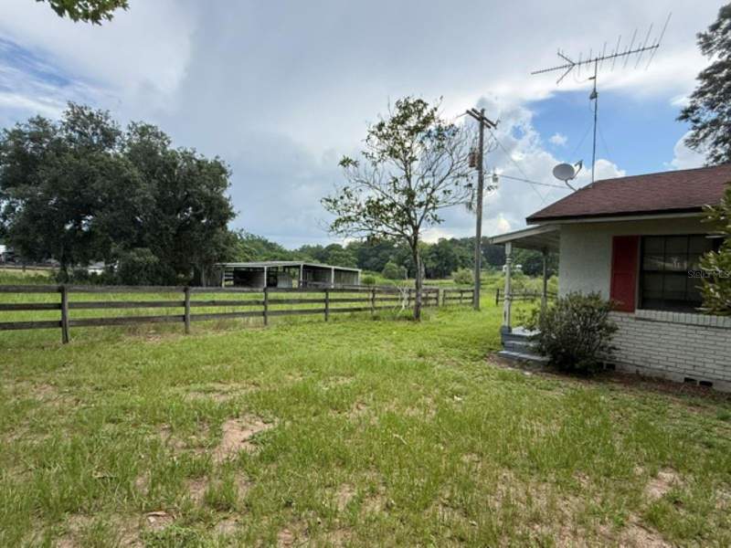 3 bedroom Single Family Residence at 5890 SE 145th Street, Quail Lake, Summerfield — photo 2