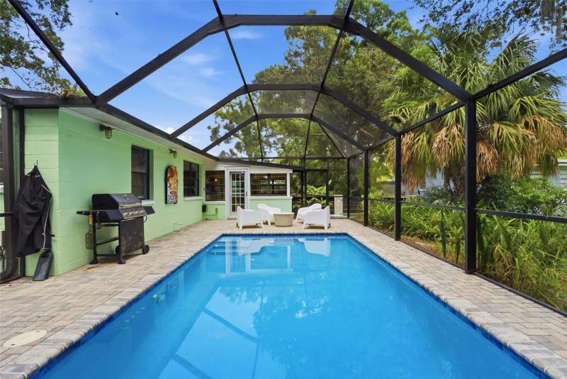 3 bedroom Single Family Residence at 609 W River Drive, Temple Terrace Riverside Subdi, Temple Terrace — photo 2