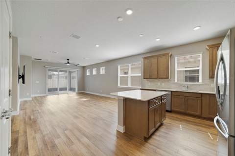 2735 Summer Retreat Lane, Kissimmee FL - photo 6 of 36