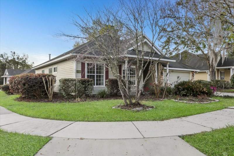 4 bedroom Single Family Residence at 7807 SW 84th Way, Longleaf Unit 2 Ph 4, Gainesville — photo 2