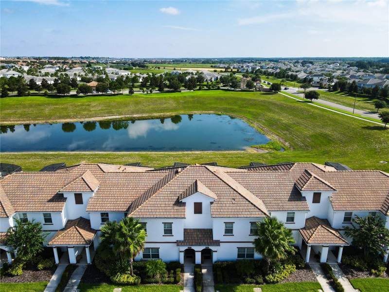 4 bedroom Townhouse at 8971 STINGER DRIVE, CHAMPIONSGATE 24 TH, DAVENPORT — photo 2
