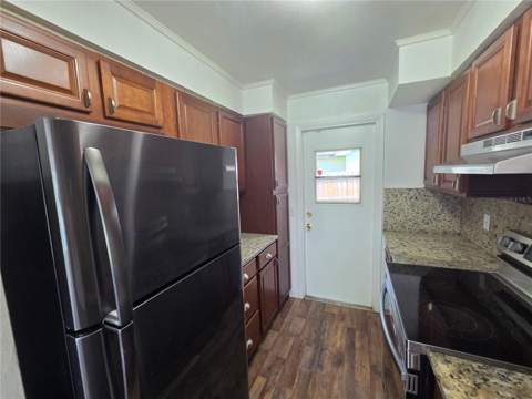 1500 Crest Avenue, Leesburg FL - photo 9 of 23
