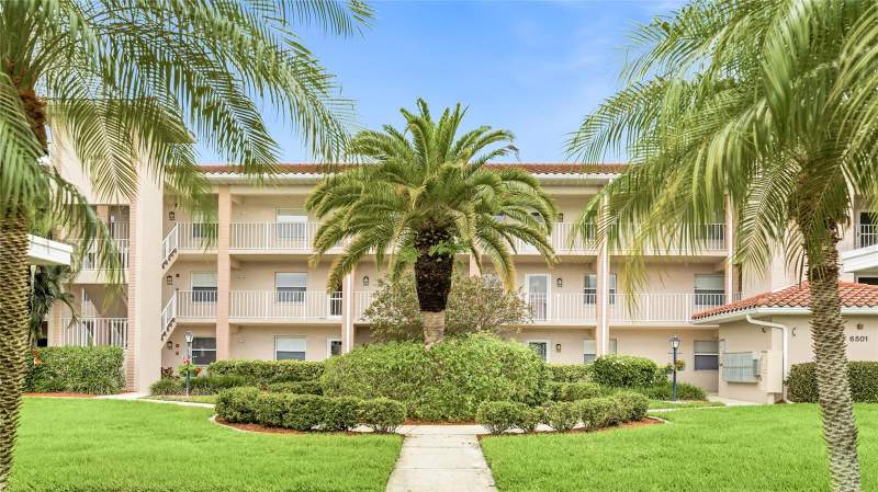 2 bedroom Condominium at 6501 Stone River Road #302, Terraces At Tara, Bradenton — photo 5