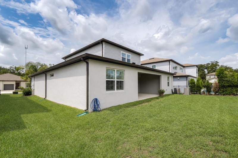 5 bedroom Single Family Residence at 13857 Sharp Hawk Drive, Hawks Reserve, Riverview — photo 2