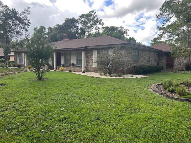 100 PALM LAKE COURT home for sale in Sweetwater Oaks