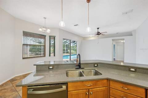 9104 Water Hazard Drive, Hudson FL - photo 17 of 60