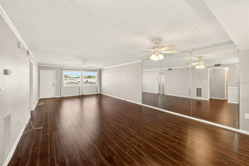 2 bedroom Condominium at 12300 Park Boulevard #116, Oakhurst Garden Apts Condo, Seminole — photo 2
