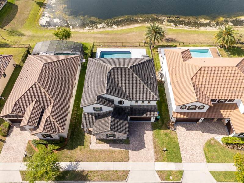 5 bedroom Single Family Residence at 17526 Black Rail Street, Enclave, Windermere — photo 4