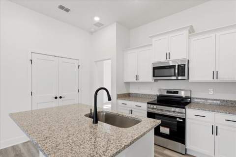 2585 SW 250th Drive, Newberry FL - photo 15 of 30