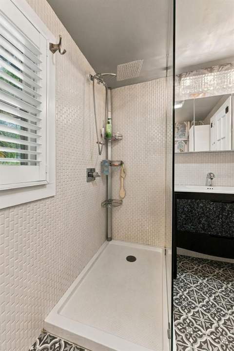 2121 Dartmouth Avenue, St Petersburg FL - photo 22 of 64
