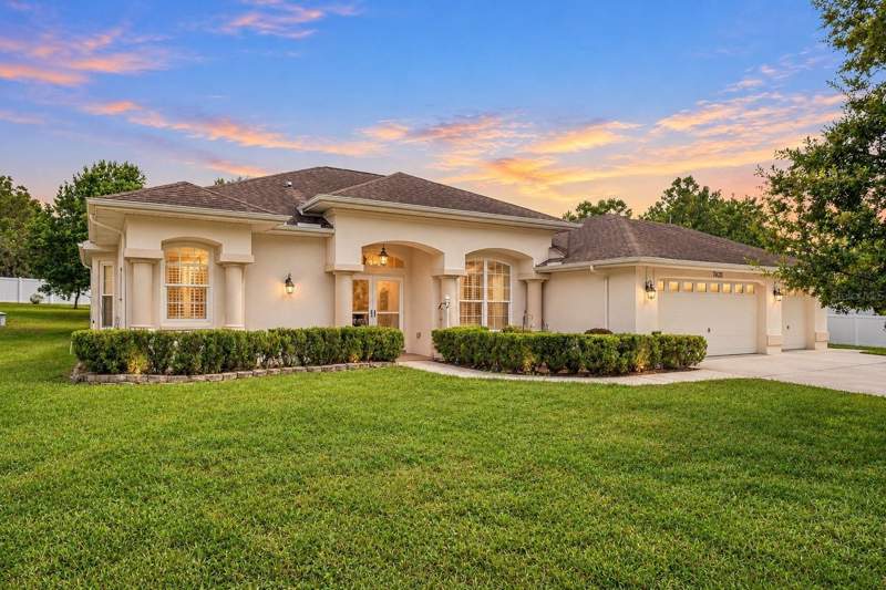 7420 NIGHTWALKER ROAD home for sale in Royal Highlands
