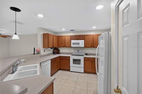 2436 Hassonite Street, Kissimmee FL - photo 6 of 27