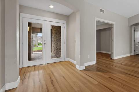 7437 Pinemount Drive, Orlando FL - photo 11 of 43