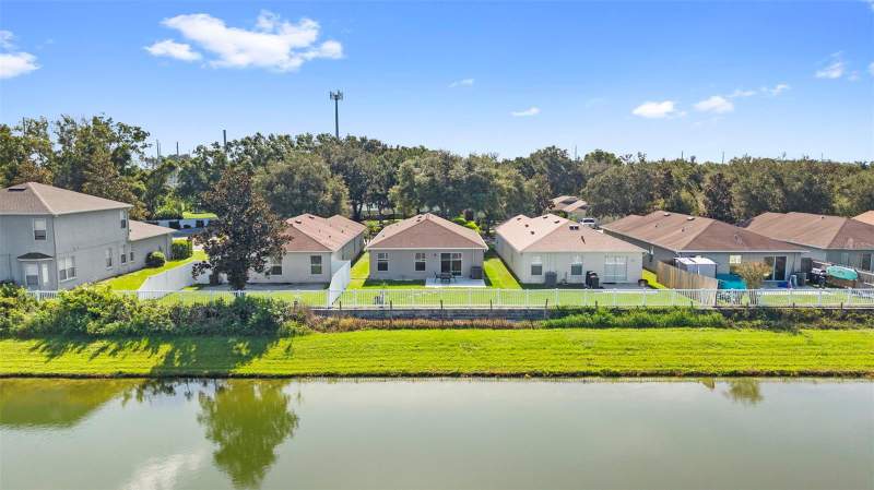 4 bedroom Single Family Residence at 10109 Landport Way, Asbel Creek Ph 01, Land O Lakes — photo 5