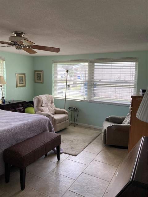 7628 Valley Court, New Port Richey FL - photo 16 of 34